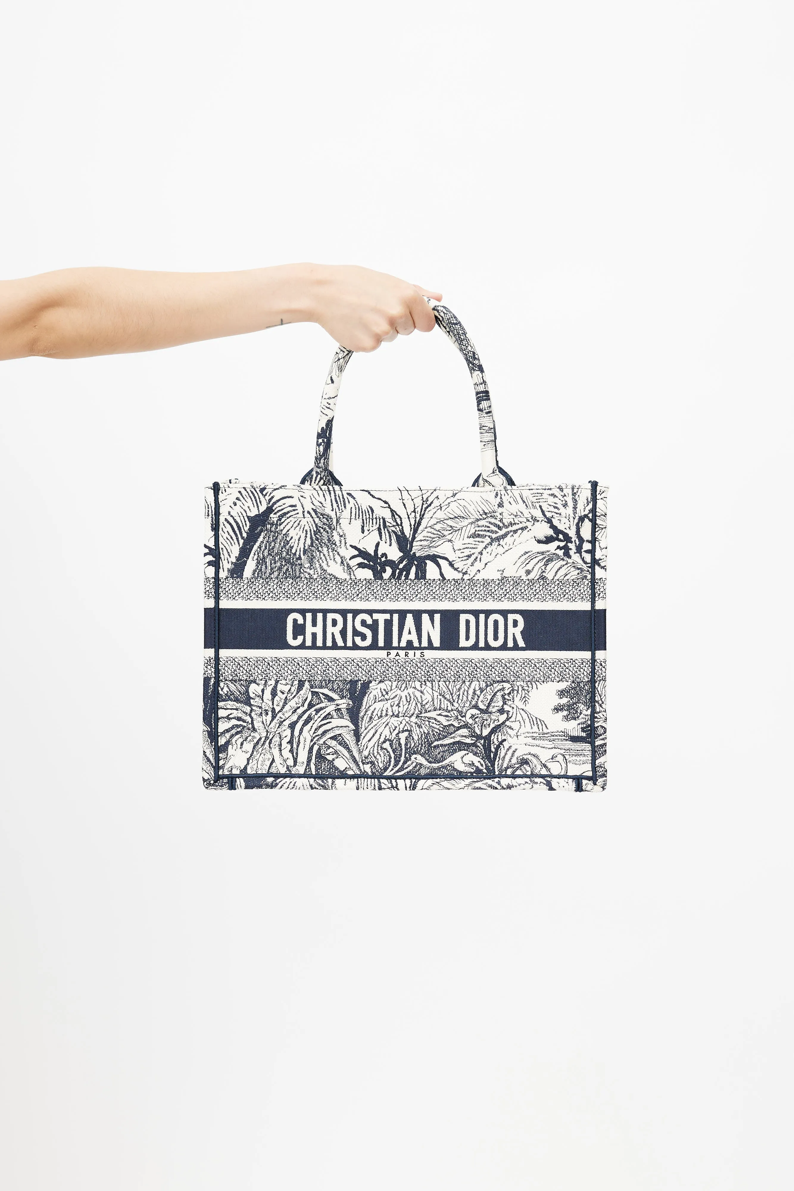 2021 Cream & Navy Medium Book Tote