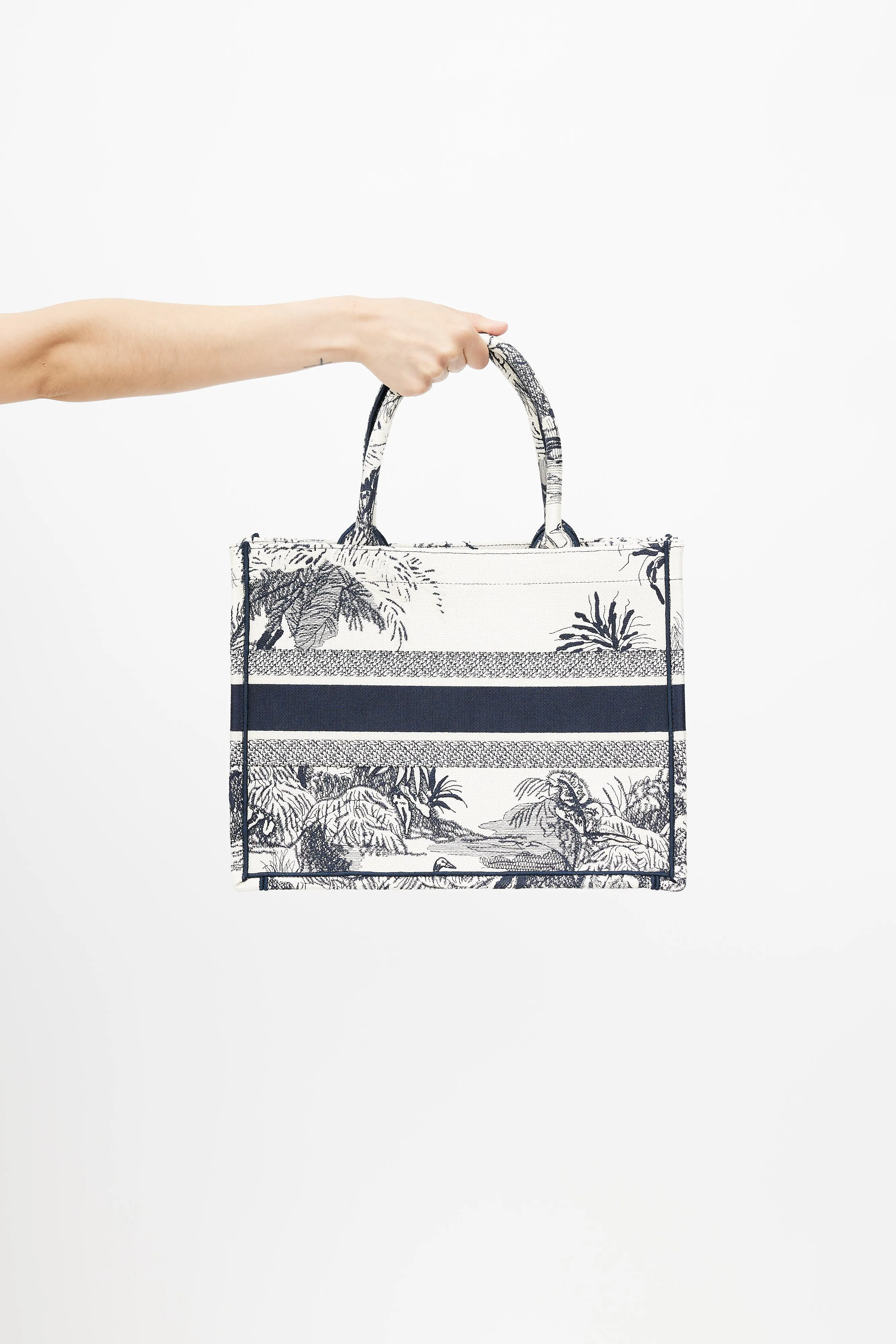 2021 Cream & Navy Medium Book Tote