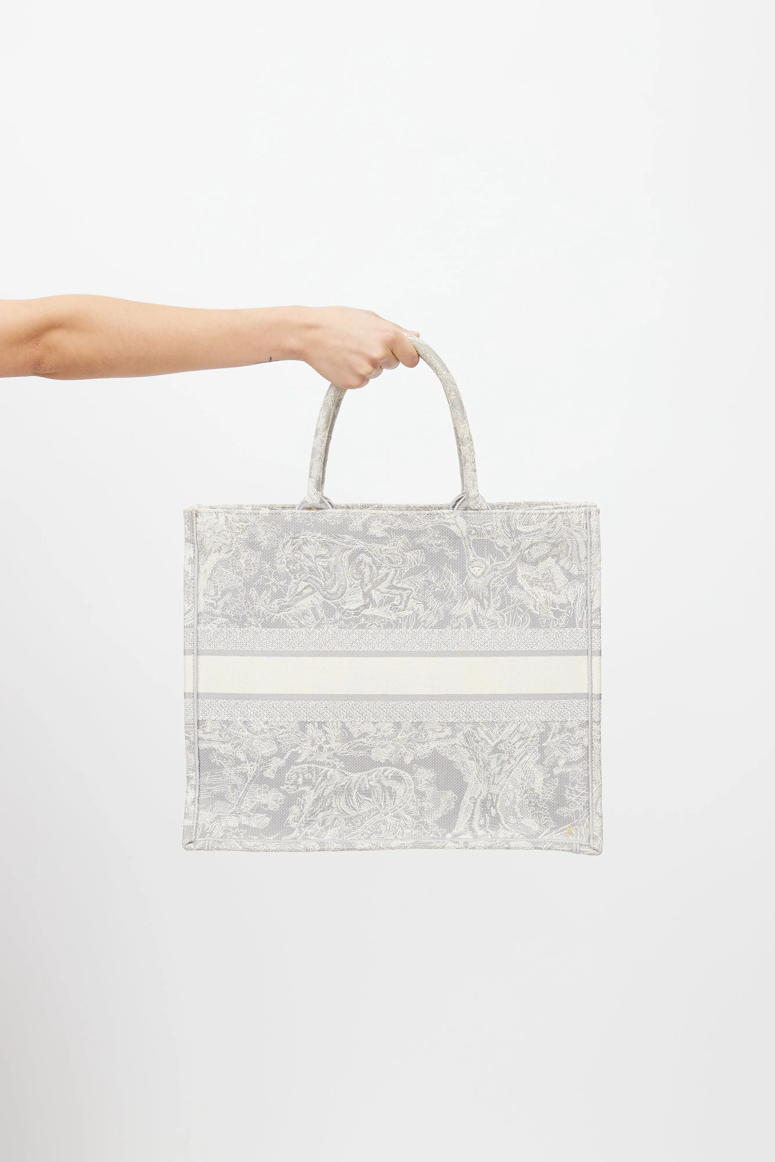 2021 Grey Canvas Large Toile De Jouy Book Tote