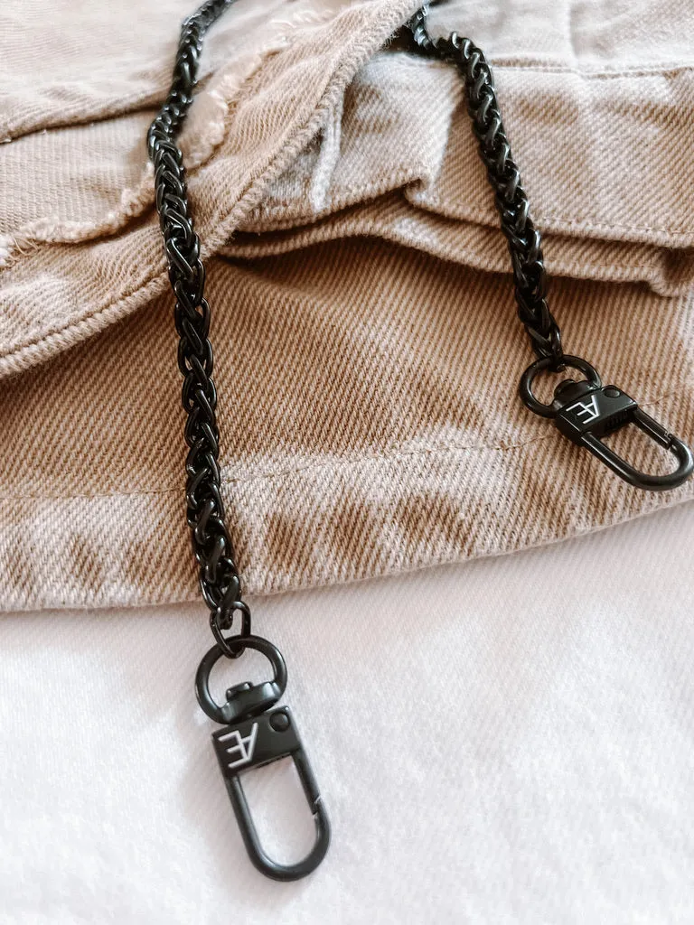 Black Phone Chain