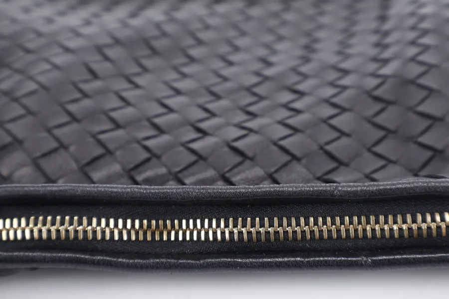 BOTTEGA VENETA INTERCCIATO HOBO BLACK LEATHER SILVER HARDWARE NO DUST COVER