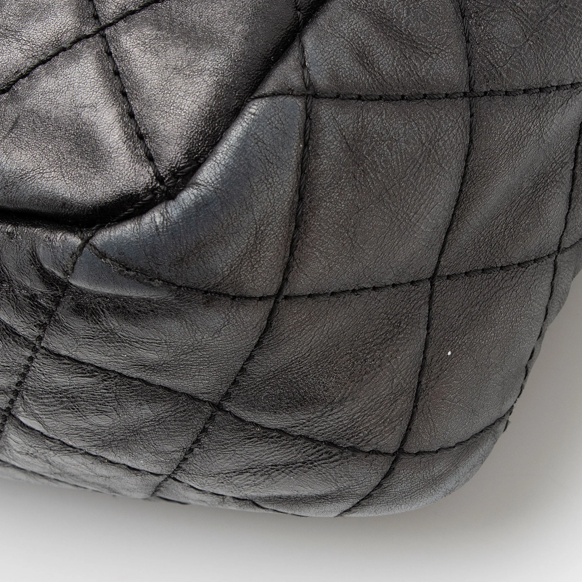 Chanel Aged Calfskin Reissue Camera Large Shoulder Bag (SHF-BOCpxd)