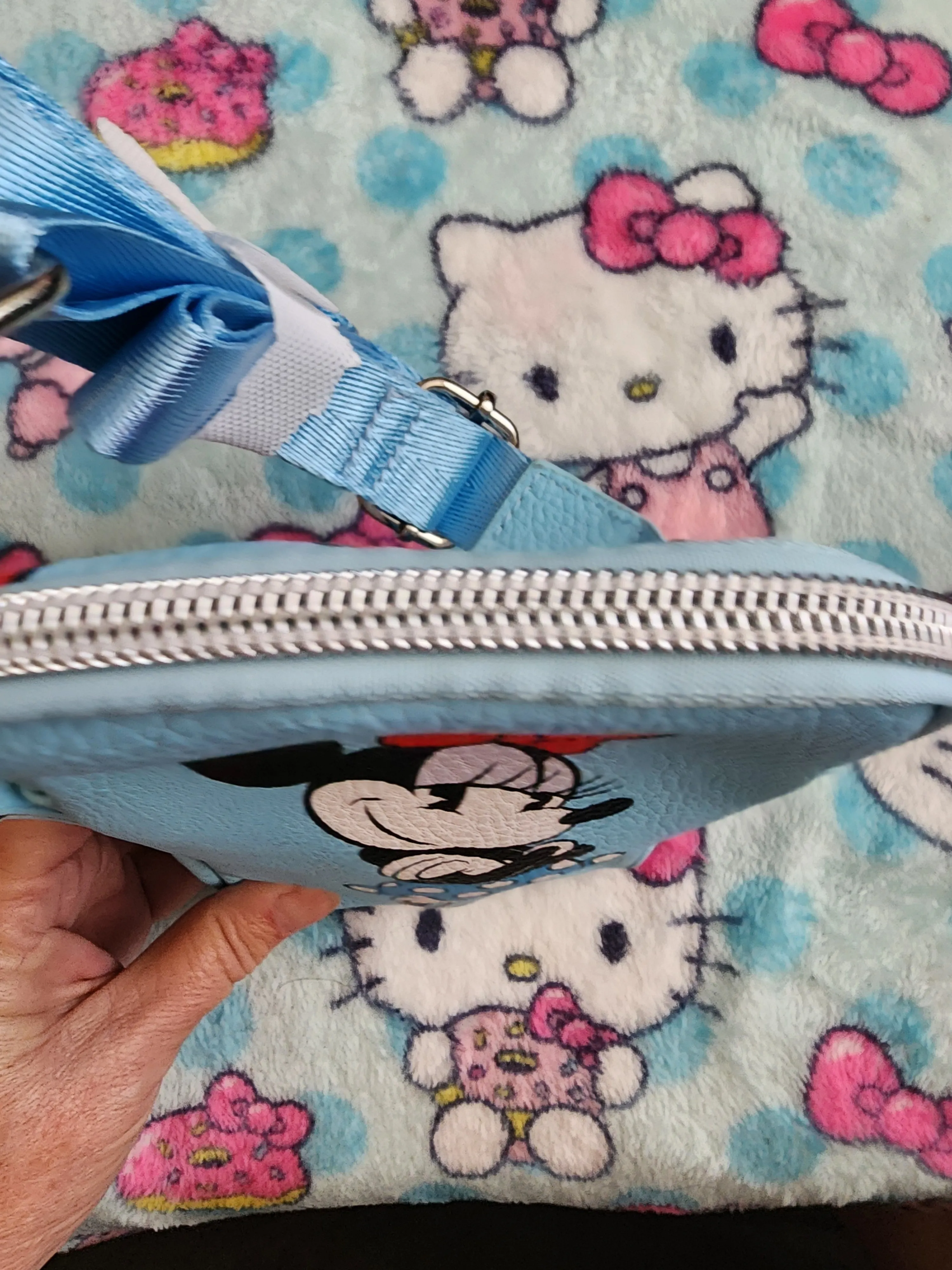 Disney Minnie Mouse Phone Crossbody Bag