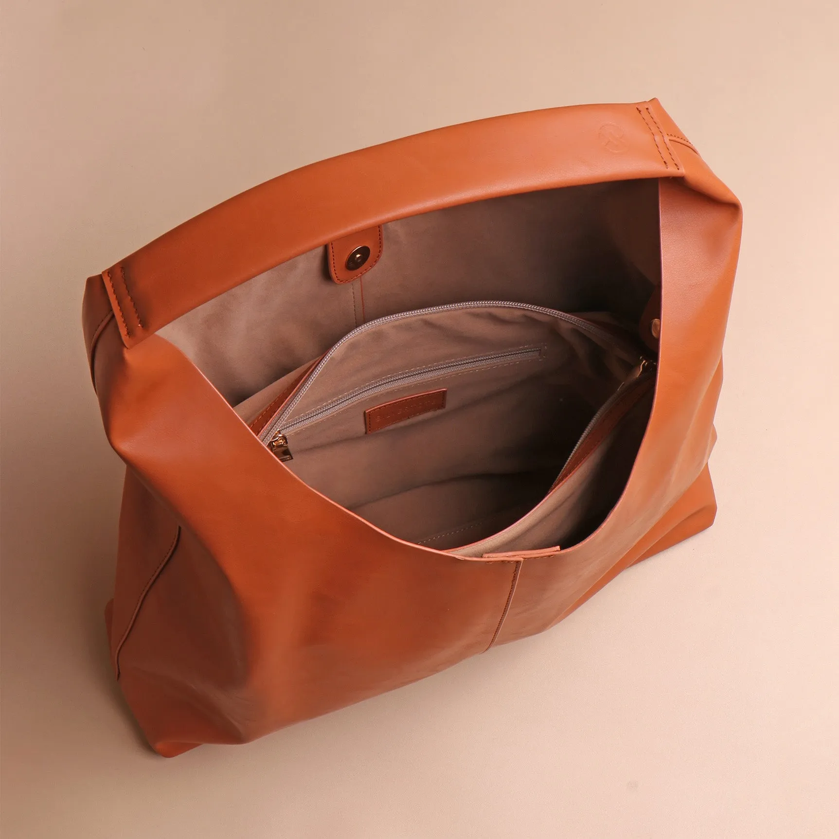 Silvertote Tas Bahu Wanita Allene Vegan Leather Hobo