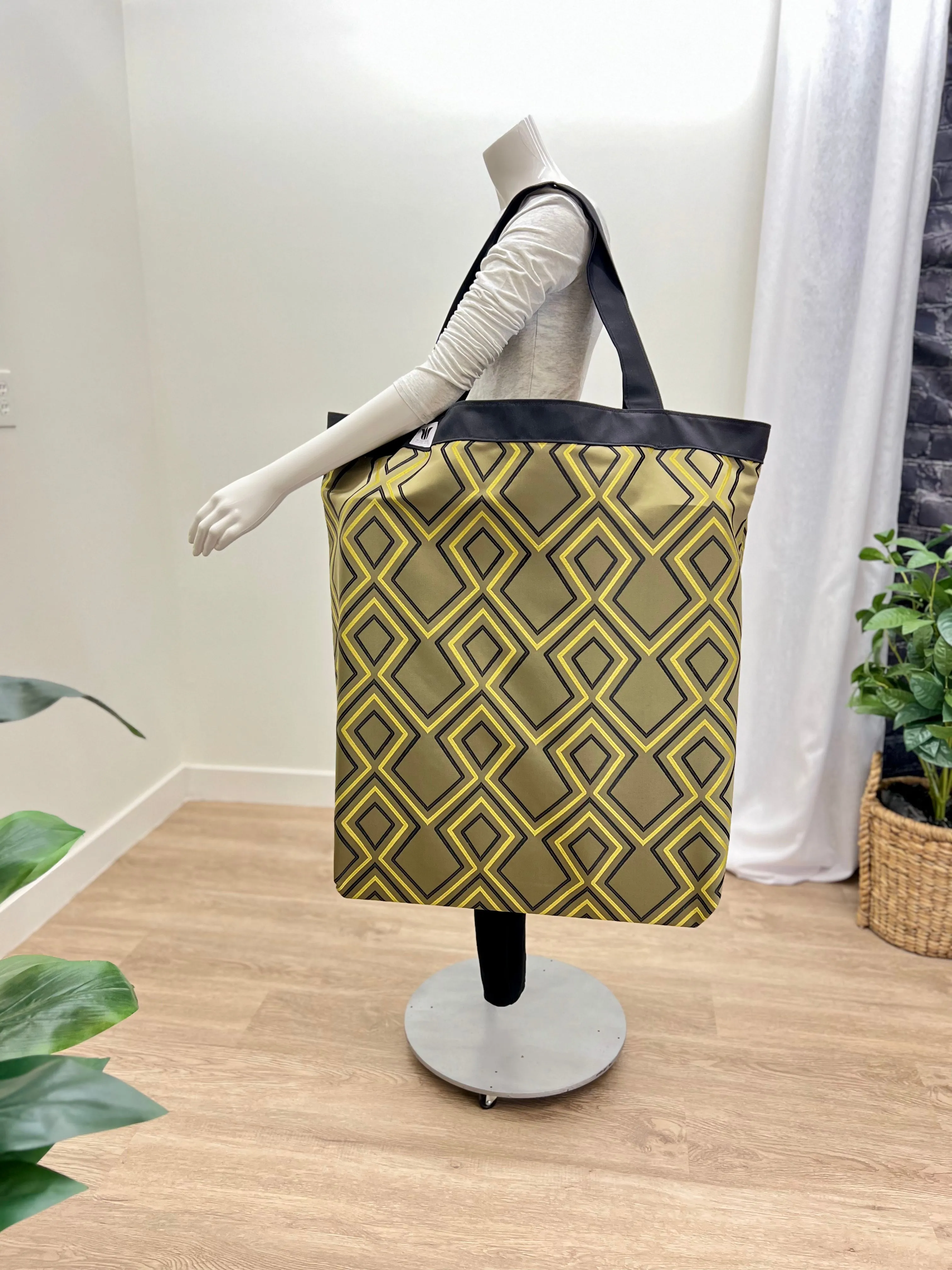 Yoga Tote | Green Gold Modern
