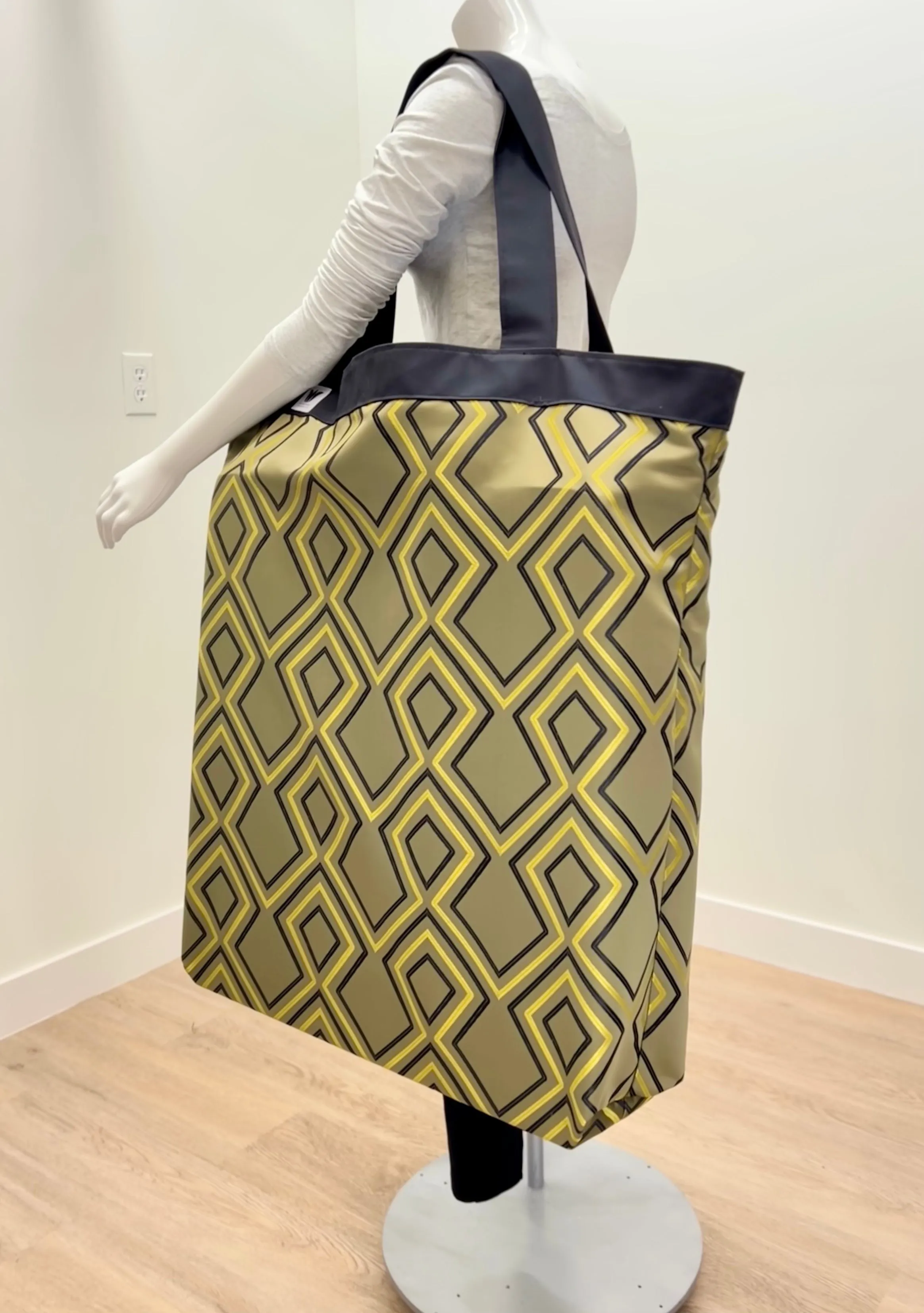 Yoga Tote | Green Gold Modern