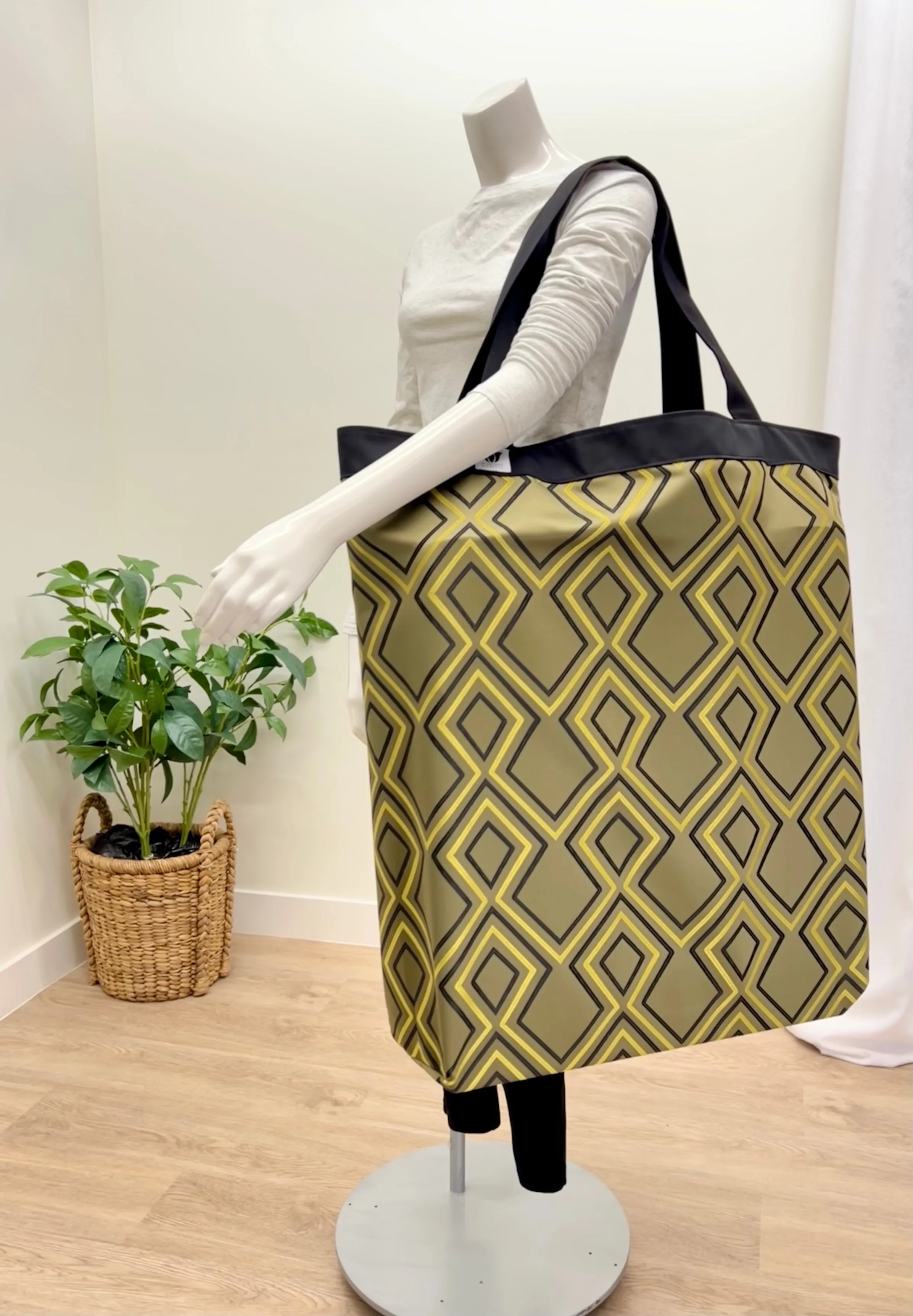 Yoga Tote | Green Gold Modern